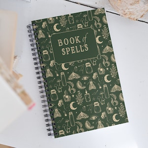 Diario del Libro de Hechizos de Objetos Mágicos con un Cuaderno Grimorio Gótico Estético Brujo