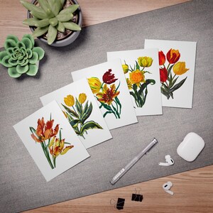 Jeu de 5 cartes de correspondance vintage tulipes avec enveloppes | Papeterie vierge colorée en rouges, jaunes et oranges | Articles en papier, respectueux de l&#39;environnement