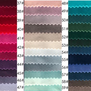 Puede incluir: Una carta de colores con 14 filas de muestras de tela. Las muestras están dispuestas en columnas, cada columna representa un color diferente. Los colores incluyen rojo, rosa, morado, gris, beige, azul verdoso, verde, azul y marrón.