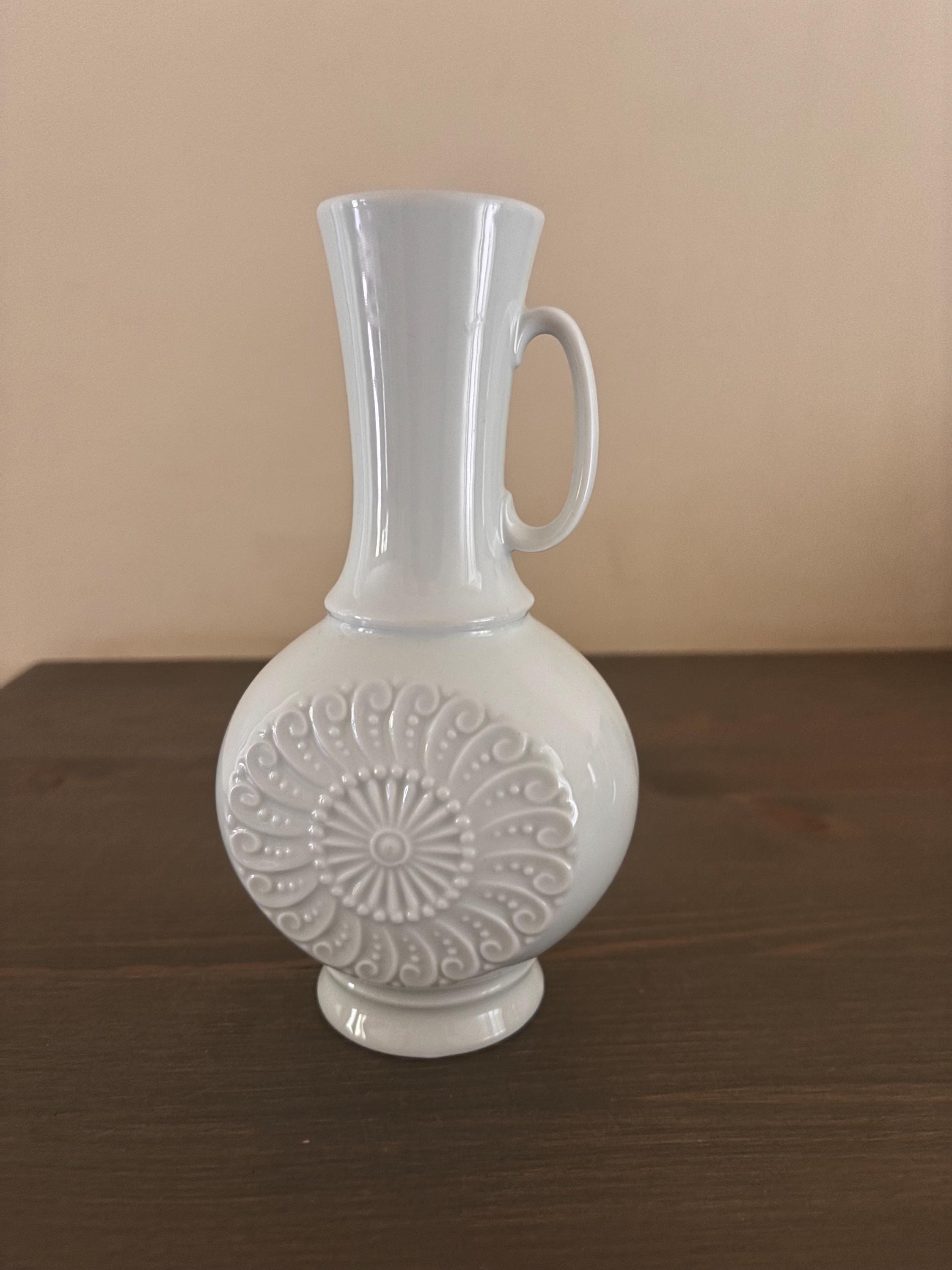 KPMドイツ製磁器の花瓶 - Etsy 日本