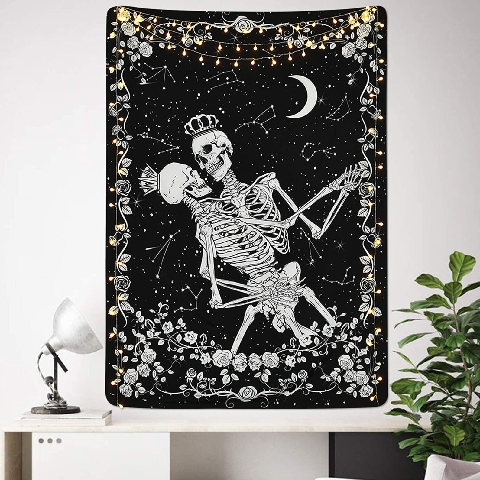WALL HANGING TAPESTRY Skull Tapestry Kissing Lovers Tapestry Etsy