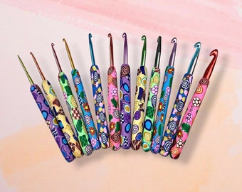 Colorful Ergonomic Crochet Hooks Set | 12pcs Soft Grip Crochet Needles 2.25mm-8mm | Perfect for Beginners & Crafting