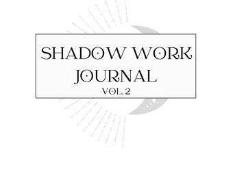 Puede incluir: Una portada de diario azul claro con el texto "SHADOW WORK JOURNAL VOL. 2" y un gráfico de luna creciente con estrellas. El texto "MARSHA CAMPBELL" está en la parte inferior de la portada.