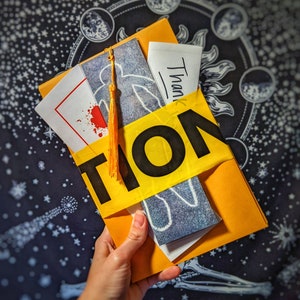 True Crime Cards | Serial Killer Fact Cards | Forensic Science | Murder Mystery Memorabilia | Fun Gifts