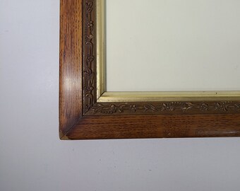 Antique 11" x 13 1/2" Wood Wall Frame. Farmhouse Frame. As Is. Vintage Frame.