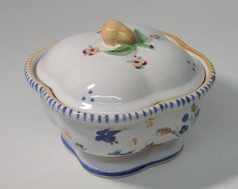 circa 1960/'s Dainty Ceramic Lidded RingTrinket Dish Floral Brocade Designed Lid with Gold Trim Outline