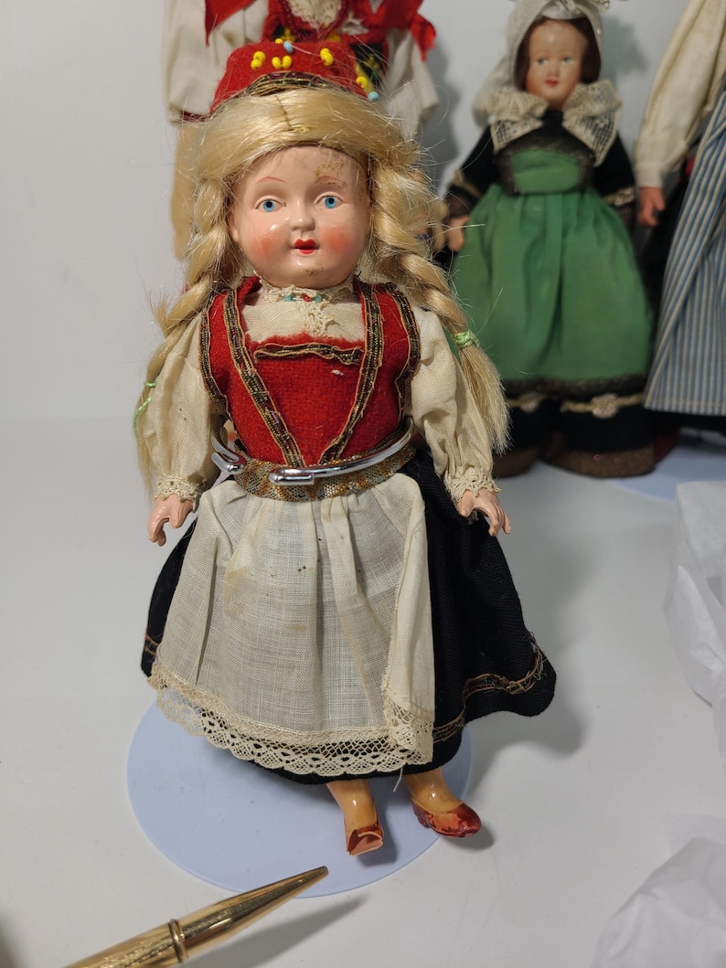 Vintage International Dolls. Folk Art Dolls. Vintage Collectible Dolls ...