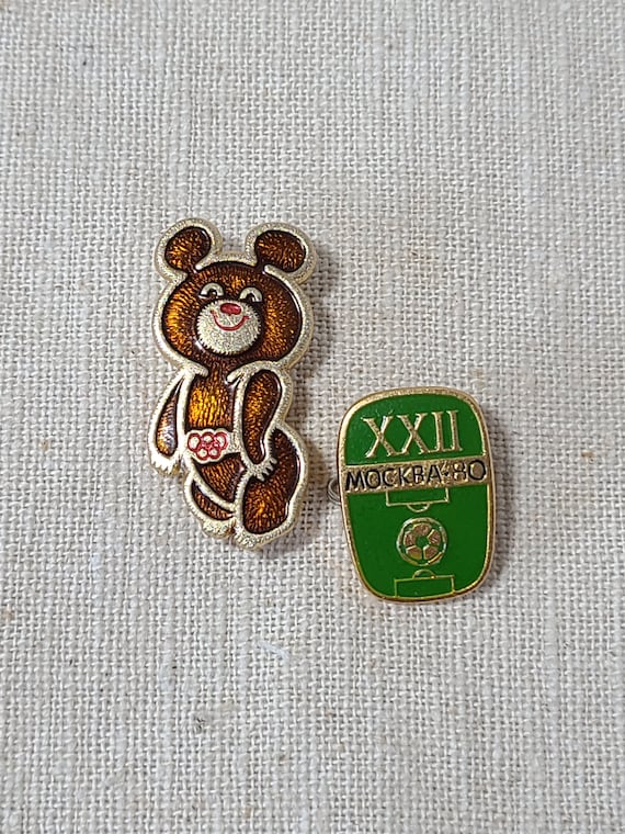 1980 Olympic Games Pins. Moscow Misha Bear Mascot 