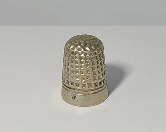 Vintage Silver Thimble.