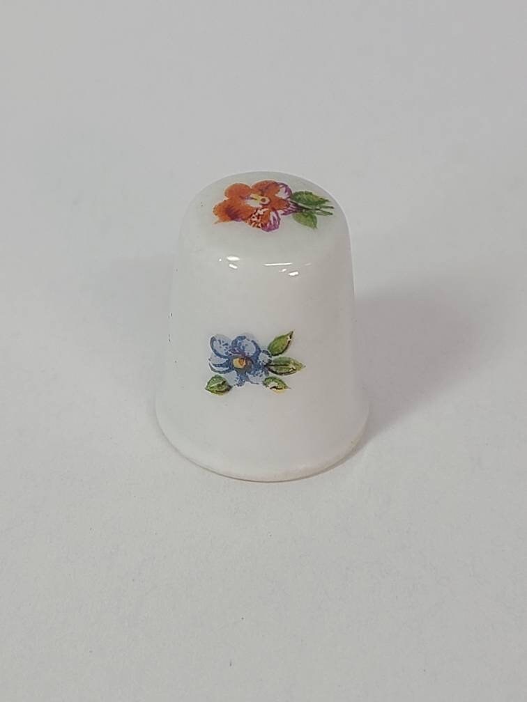 Limoges Porcelain China Thimble with Floral Designs. Etsy 日本
