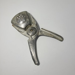 Vintage Lemon Lime Squeezer. Made by Vaughan, Chicago. Made in USA.