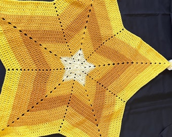 Star comfort baby blanket lovey yellow crochet gender neutral pom-poms