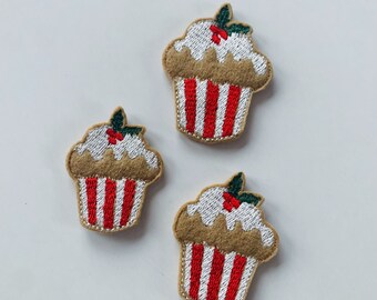 Cupcake feltie file, Christmas sweet ITH file, Christmas cookie with holly embroidery design, Muffin embroidery