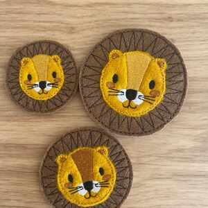 Boho lion feltie file, Safari simba patch embroidery design