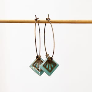 Original creation earrings * John & Yoko * bronze creoles earrings with green diamond-shaped and bronze sequin