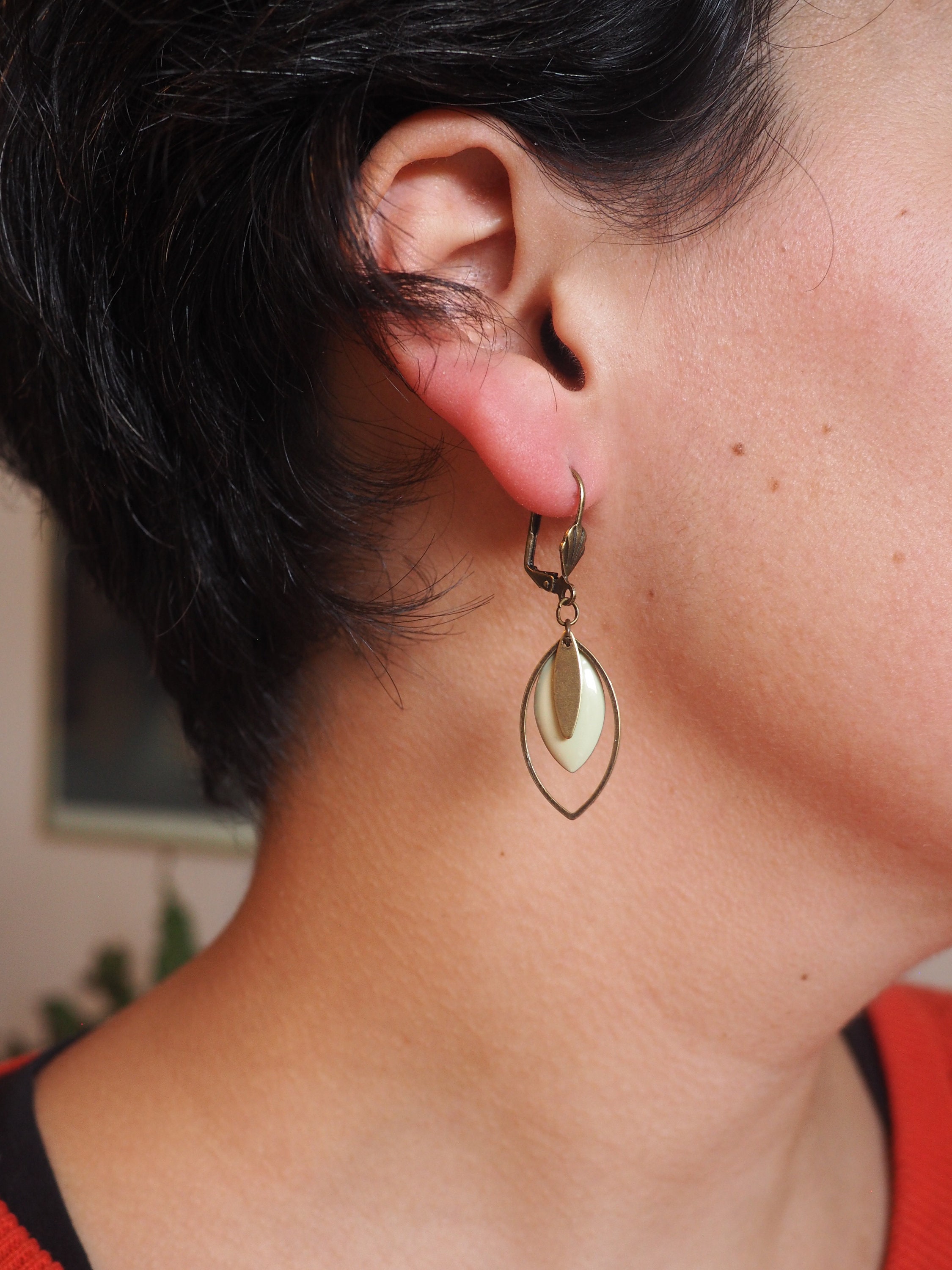 Thelma and Louis Inspired Dangle Post Earrings 