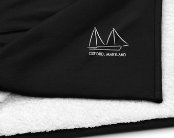 Oxford, MD Sailboat // Premium sherpa blanket