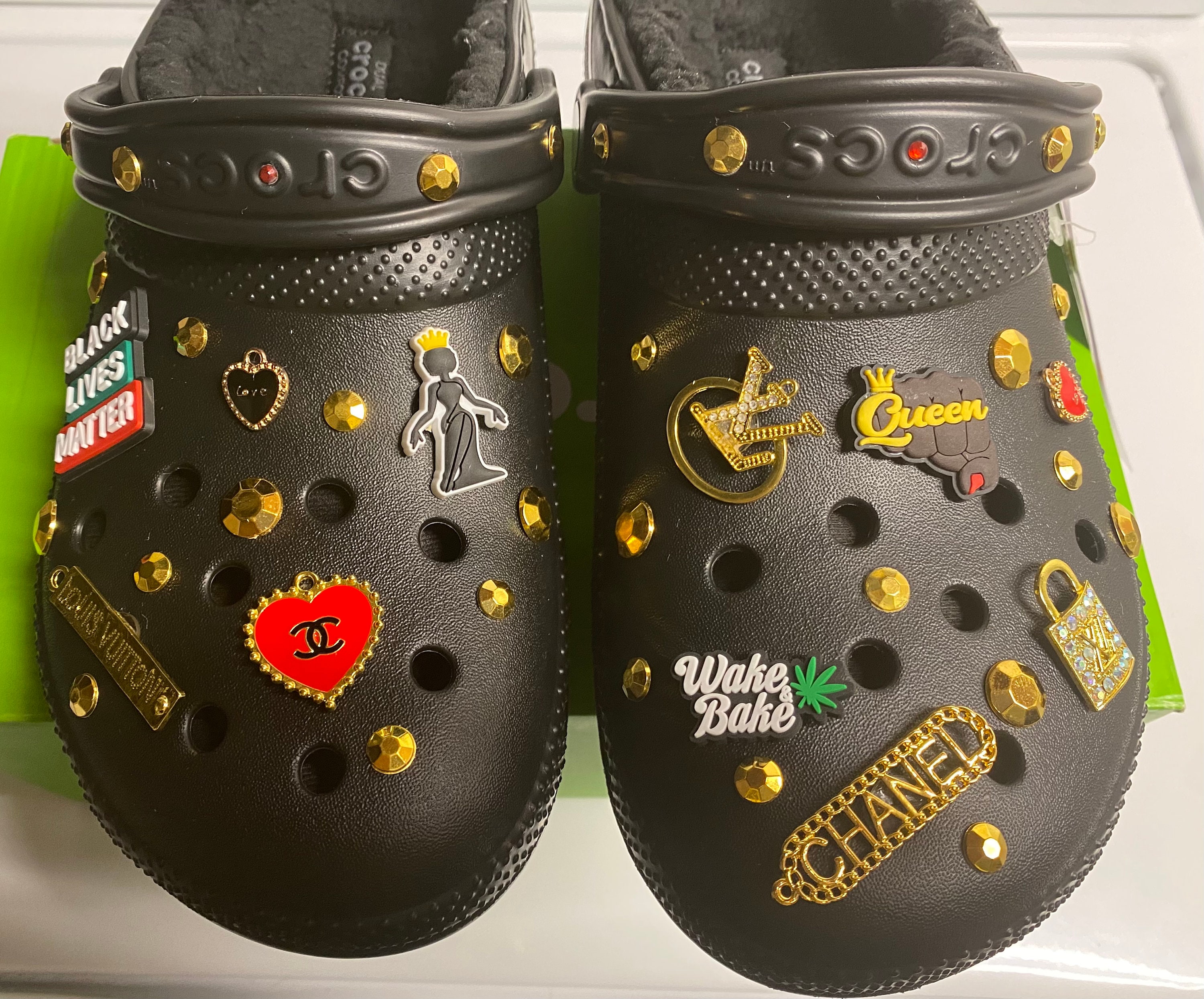 custom crocs with name