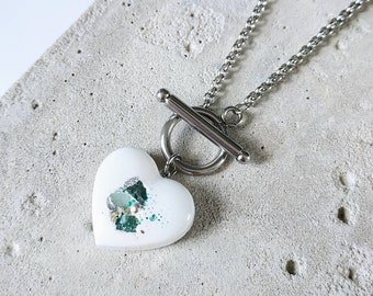 Concrete jewelry necklace heart silver green, heart necklace stainless steel toggle clasp, concrete heart pendant emerald green, gift for girlfriend