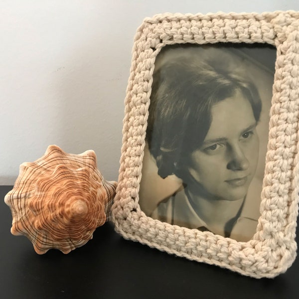 Crocheted picture frame • any photo size • GERMAN crochet pattern • pdf in German • PundO