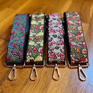 Summer Flower Crossbody Guitar Purse Strap, Floral Jacquard Patterned Handbag Replacement, Embroidery Camera Phone Bag, Pink Green Red Blue