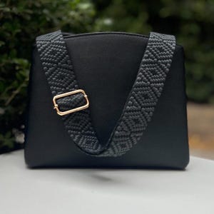Boho Muster Crossbody Gitarre Geldbörse Taschengurt, gestickter Handtaschenersatz, verstellbare Kameratasche, dunkel gewebt