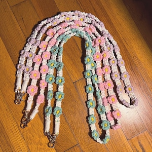 Floral Daisy Macrame Badge Lanyard, Handmade Knotted Flower Card ID Necklace,  Purse Bag Strap, Phone Cord Lanyard, Green Pink Purple Yellow