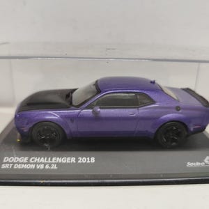 Dodge Challenger Solido 1:43 Diecast Model Car – Purple