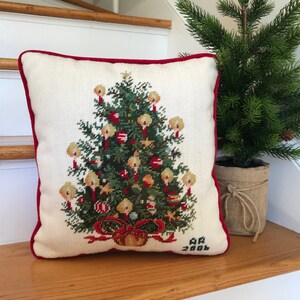 sequin christmas pillow, vintage christmas tree wreath presents
