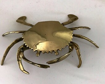 Vintage White Ceramic Crab Shell Ashtray Trinket Dish Beach Decor