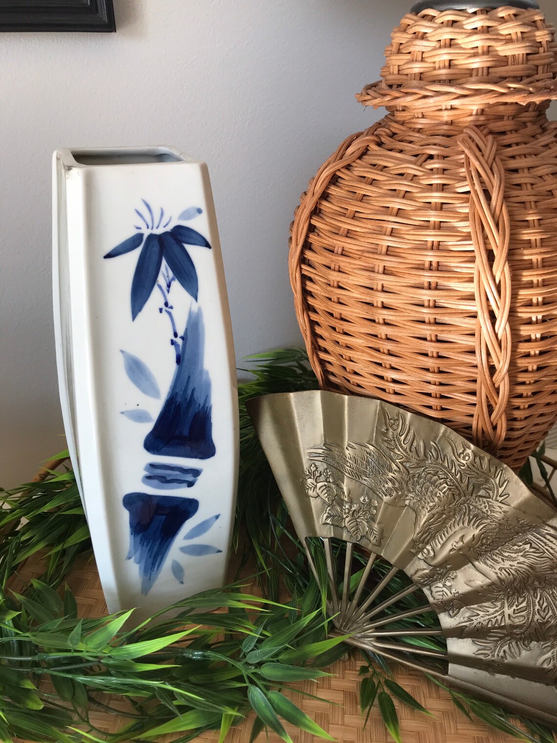 TOYO Vintage Vase Vintage Blue & White Vase Vintage Japan Etsy