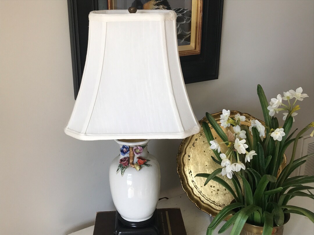 Porcelain Flower Lamp Vintage Porcelain Lamp W/shade Etsy