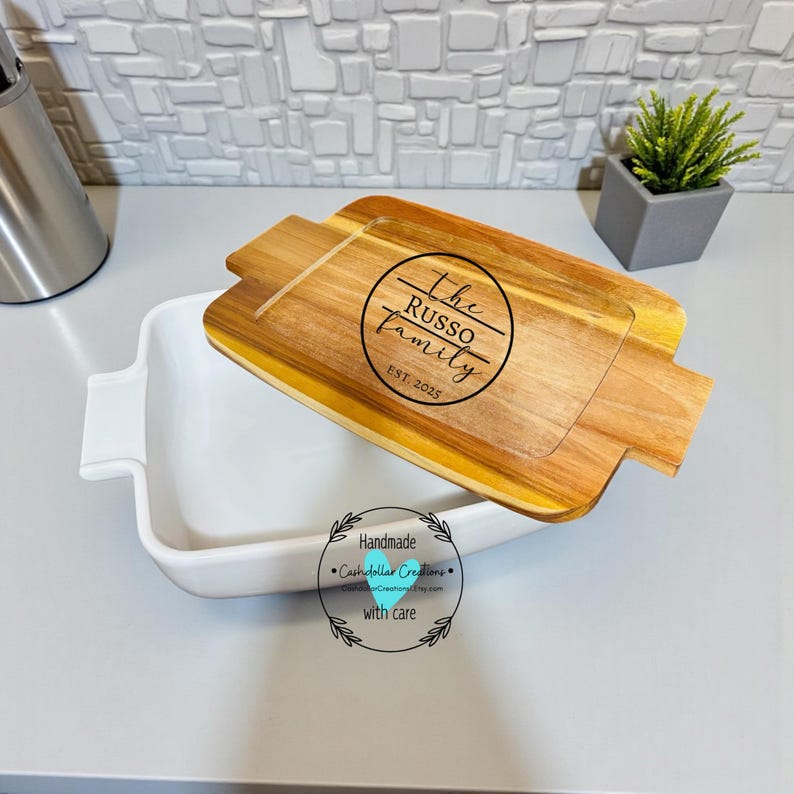 Personalized Casserole Dish With Wooden Lid | Custom Family Baking Dish ...