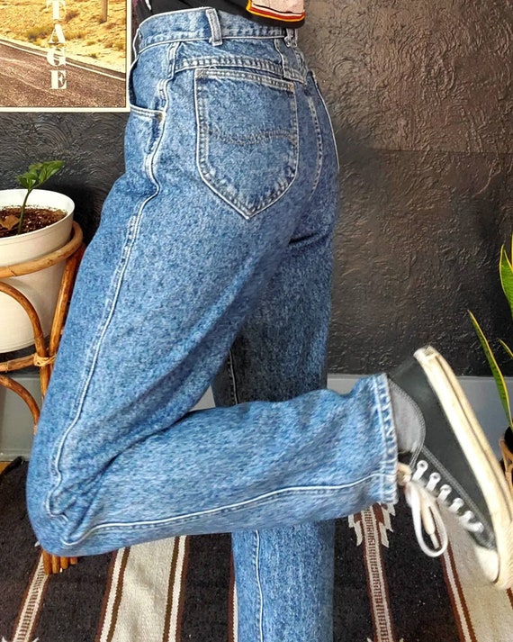 Vintage 80's high rise stone wash Lee Jeans - image 6