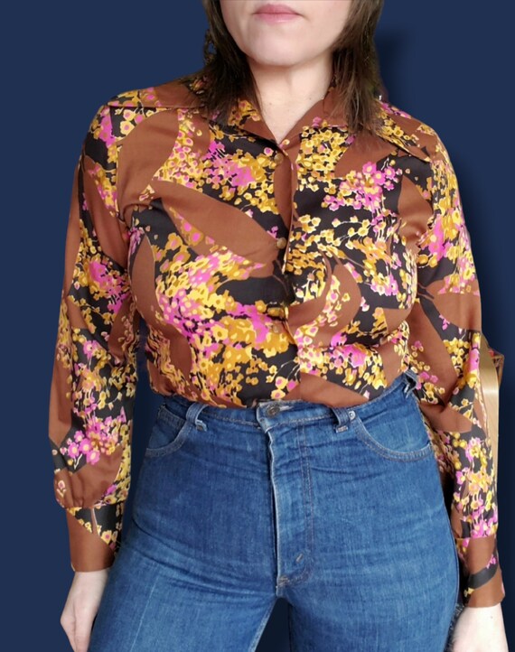 Groovy bright floral 70's blouse by Lady Manhattan - image 7