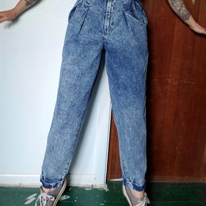 Vintage 80s Acid Wash Jeans: High Rise Baggy Tapered Cotton Denim (24-26&quot; Waist)
