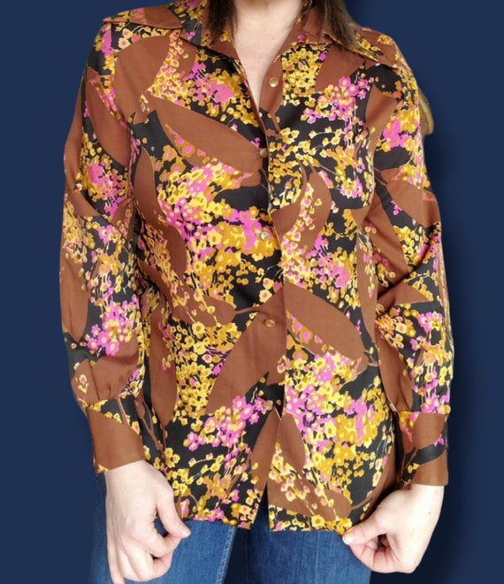 Groovy bright floral 70's blouse by Lady Manhattan - image 8