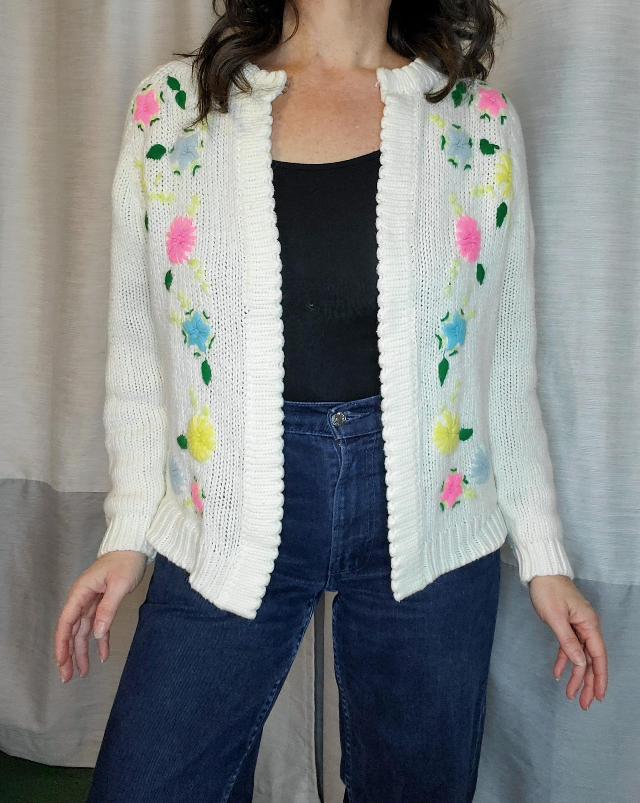 トップス 1970's vintage floral hand knit cardigan 70s Floral Cardigan - Etsy