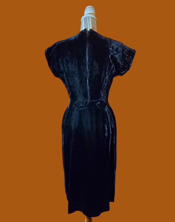 Gorgeous 1950's Jane Hodges black velvet dress! - image 5