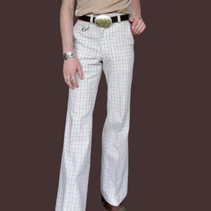 Vintage 70&#39;s slim fit Levi&#39;s slacks. Flare leg plaid trouser. Vintage golf pants.