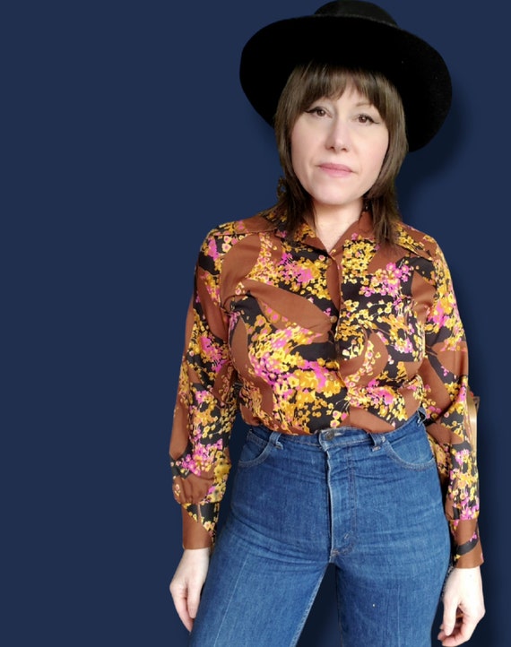 Groovy bright floral 70's blouse by Lady Manhattan - image 3