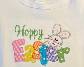 Hoppy Easter - kinderT-shirt met kapmouw (gerimpelde schouder) - wit shirt met veelkleurige appliqué