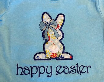 Vrolijk Pasen - kinder-T-shirt met naar achteren gericht konijntje en pluizige staart