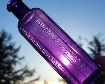 REmarakable Antique Amethyst  Massachusetts Liniment Bottle! Old Purple So.  Framingham New England Medicine Bottle!