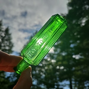 Antique Green English Poison Bottle! 1 Old Emerald Six Sided British Poison Bottle