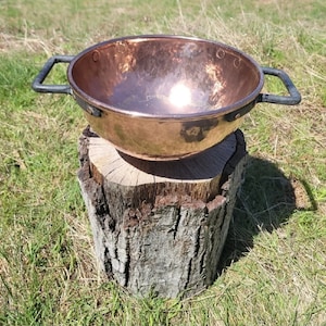 REmarkable Antique Copper Cauldron. Old Candy Apple Jam Pan! 6.375 pounds Weight!