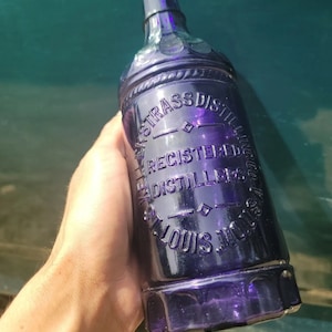 Neat Amethyst Pre Pro St.Louis Whiskey / Old Purple Liquor Bottle Kellerstrass Distillers!