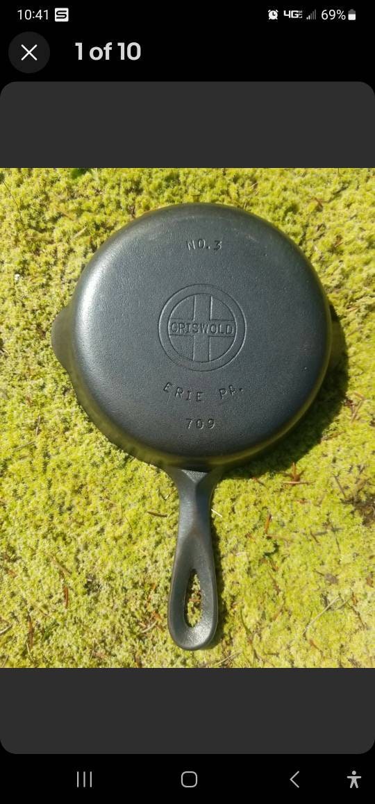 Griswold No. 3 Cast Iron Egg Skillet, Small Block Logo 709 – Cast