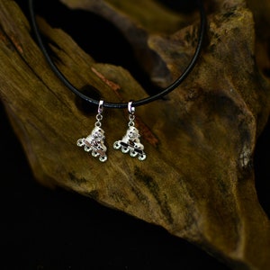 Buy one but get 2 pendants! Roller skates, in-line skates pendants