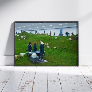 Ziege Room Severance Digital Print - Severance TV Poster, Vektor Kunst Poster, Mark und Helly, Gwendolyn Christie, Lumon Industries Poster,
